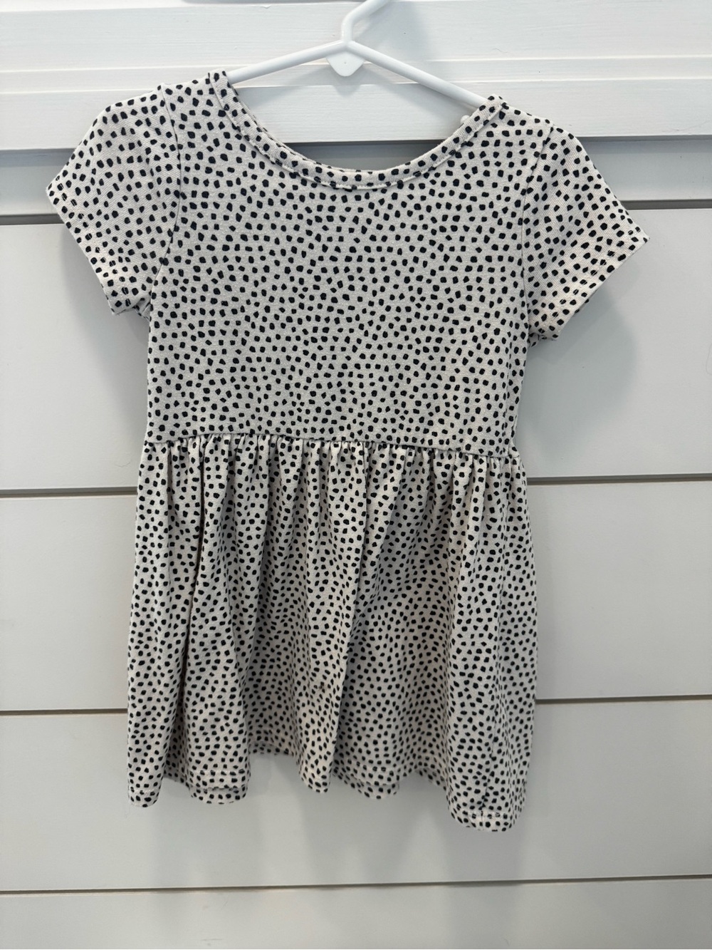 Cat & Jack White Short Sleeve Dress with Black Dot Print
